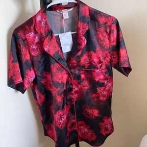 Victoria’s Secret pajamas Rose top NWT SIZE SMall